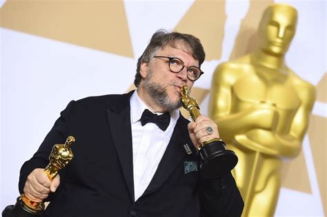 Guillermo Del Toro´s The Shape Of Water wins Best Picture Oscar at 90th Academy Awards: A Triumphant Celebration of Outsider Love and Cinematic Vision